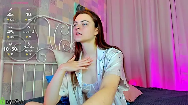 Snapshot of Ian_Morgann chatting on October 6, 12:52 am Ian Morgann online show from October 6, 12:52 am