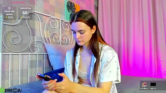 Snapshot of Ian_Morgann chatting on October 13, 12:43 am Ian Morgann online show from October 13, 12:43 am