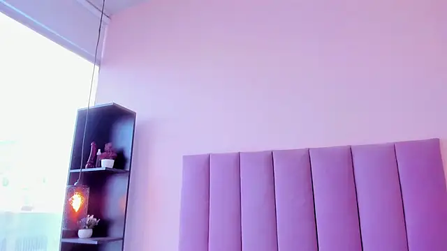 violet myerrs online show from November 10, 12:37 pm