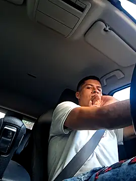 Snapshot of piterrr_hot chatting on October 25, 10:04 pm piterrr hot online show from October 25, 10:04 pm