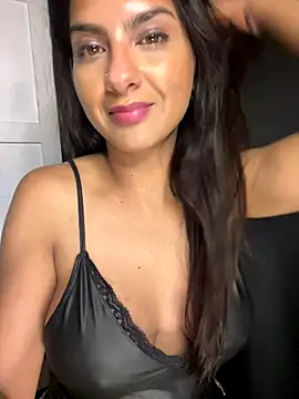 chicachocolate01 online show from November 18, 4:39 am