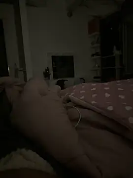 Snapshot of Carloeugenio6 chatting on October 5, 12:20 am Carloeugenio6 online show from October 5, 12:20 am