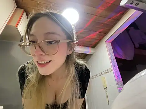 ReenKitty online show from April 19, 3:17 am