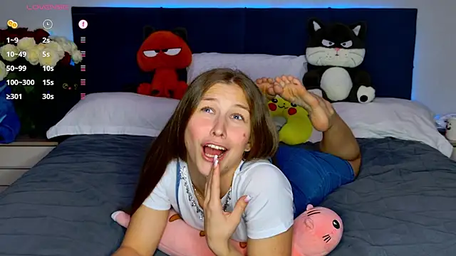 MissEmilyMiller online show from April 20, 6:31 pm