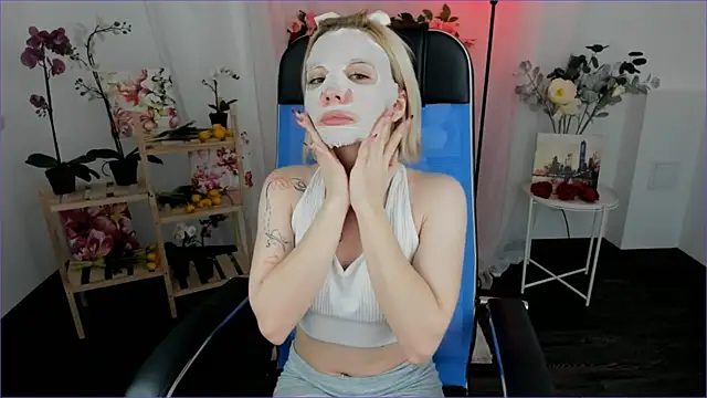 AuroraWrenfield online show from January 7, 12:46 am