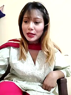 Snapshot of alexa_cam44 chatting on October 4, 7:34 pm alexa cam44 online show from October 4, 7:34 pm