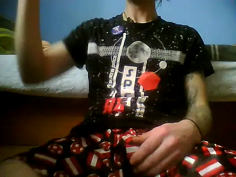 Snapshot of KokosMartin chatting on December 22, 10:34 am KokosMartin online show from December 22, 10:34 am