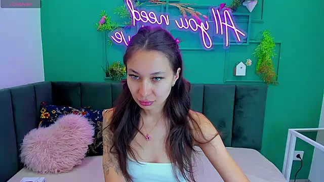 Kat  cat online show from March 14, 3:34 am