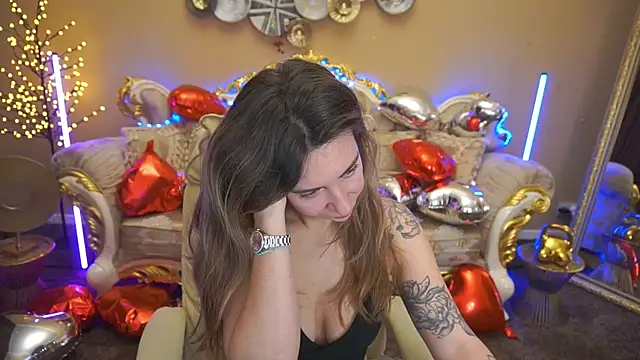 KateShanny online show from February 12, 7:03 am