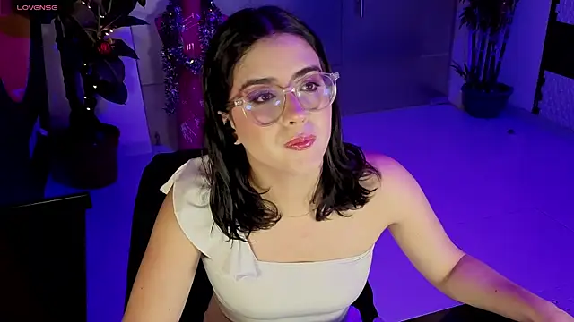 LiLLiAnderson online show from January 12, 11:48 am