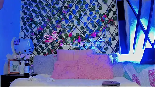 isabel jaames online show from June 14, 4:09 pm
