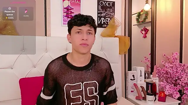 Axel  Evans online show from January 9, 12:08 pm