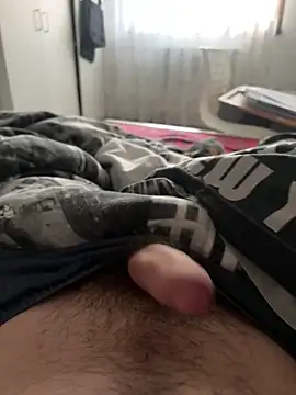 FrequentFew online show from March 8, 5:00 am