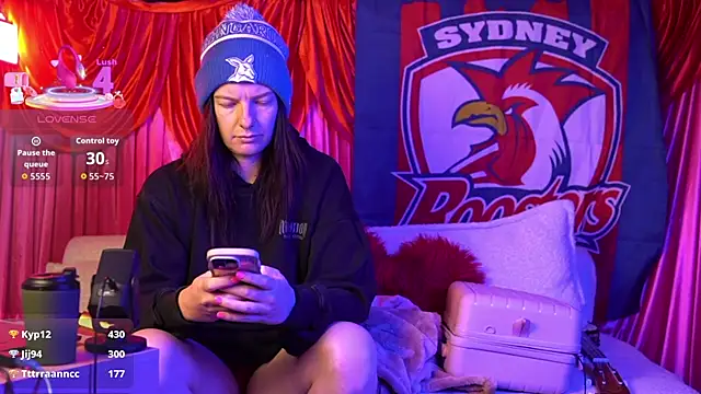 Snapshot of Sookie_Soxxxe chatting on November 17, 2:50 am Sookie Soxxxe online show from November 17, 2:50 am