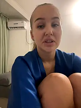 CandyVice online show from November 5, 7:36 pm