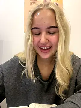 CandyVice online show from December 3, 5:00 pm