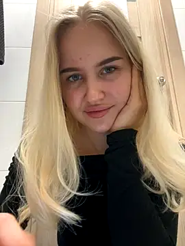 CandyVice online show from December 14, 5:07 pm