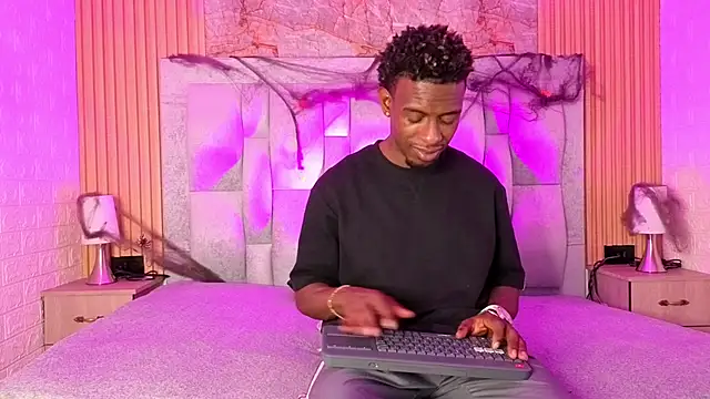 pipedark  online show from October 15, 3:39 am