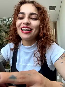 imhelena online show from January 14, 10:03 pm