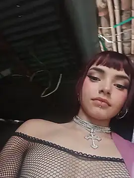 Mia Monroee online show from June 2, 8:33 pm