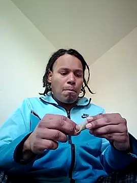 uratre online show from January 6, 6:00 pm