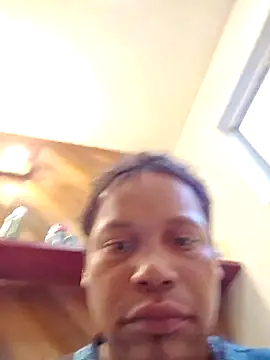 uratre online show from March 3, 4:02 pm