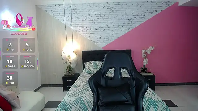 sophia brunette  online show from September 27, 12:21 pm