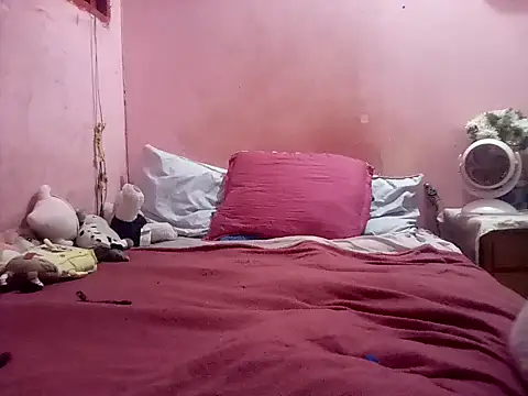 Kellye hotTs online show from November 4, 9:19 am