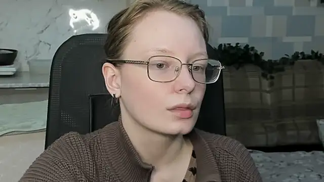 Rommia online show from October 29, 6:31 pm