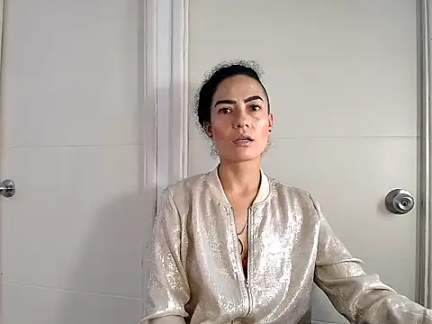 Snapshot of Koral369 chatting on May 22, 7:30 pm Koral369 online show from May 22, 7:30 pm