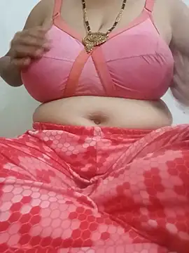 Snapshot of chocobbsneha567 chatting on June 13, 12:30 am chocobbsneha567 online show from June 13, 12:30 am