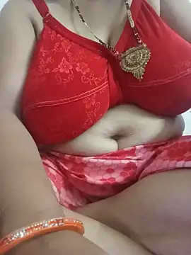 Snapshot of chocobbsneha567 chatting on July 5, 12:50 am chocobbsneha567 online show from July 5, 12:50 am