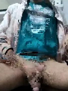 Snapshot of whitebullock chatting on November 9, 8:56 am whitebullock online show from November 9, 8:56 am