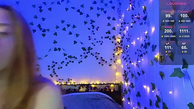 Candy Flosse online show from March 25, 4:07 am