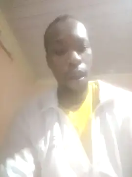 Snapshot of KingBonga chatting on September 25, 1:42 am KingBonga online show from September 25, 1:42 am