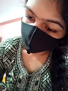 Snapshot of Prionti- chatting on November 5, 3:28 am Prionti- online show from November 5, 3:28 am