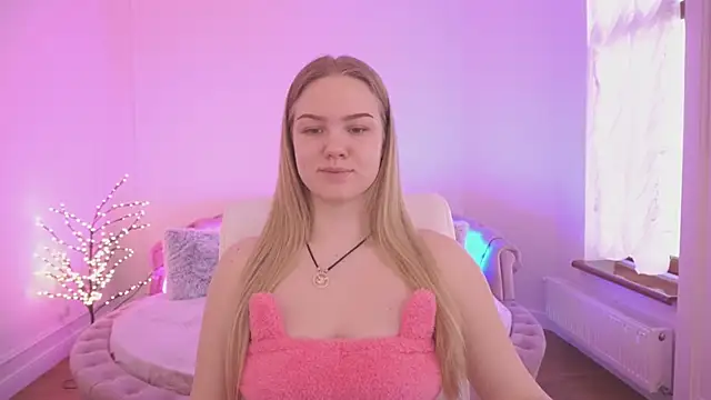 CelesteNoir online show from March 3, 7:36 am