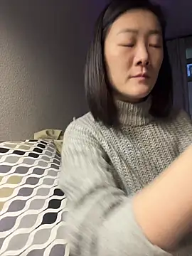 AikoYamada online show from November 16, 5:35 am