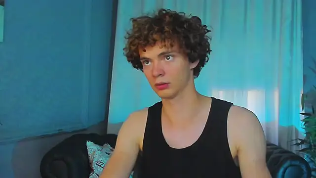 Snapshot of Tommy_Jamm chatting on September 11, 10:15 am Tommy Jamm online show from September 11, 10:15 am