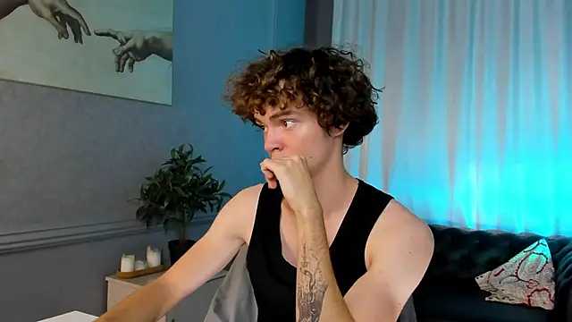 Snapshot of Tommy_Jamm chatting on October 3, 2:25 pm Tommy Jamm online show from October 3, 2:25 pm