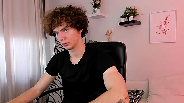 Snapshot of Tommy_Jamm chatting on October 11, 10:25 am Tommy Jamm online show from October 11, 10:25 am