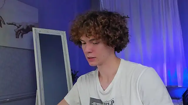 Snapshot of Tommy_Jamm chatting on October 30, 10:06 am Tommy Jamm online show from October 30, 10:06 am