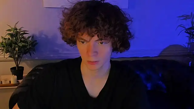 Snapshot of Tommy_Jamm chatting on December 4, 3:21 pm Tommy Jamm online show from December 4, 3:21 pm