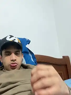 Camachito332 online show from April 10, 12:05 am