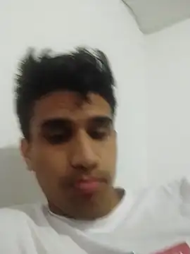 Snapshot of Camachito332 chatting on May 26, 11:45 pm Camachito332 online show from May 26, 11:45 pm