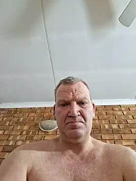 wallacelegend online show from October 29, 5:31 am