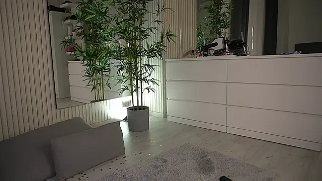 EmmaBlanco online show from March 10, 6:29 am