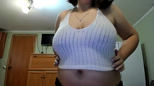 KATTYWARM  online show from February 5, 7:57 am