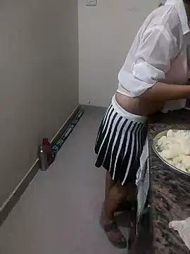 Snapshot of Pihu_Chopra chatting on September 15, 3:23 pm Pihu Chopra online show from September 15, 3:23 pm