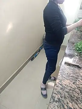 Snapshot of Pihu_Chopra chatting on December 2, 3:45 am Pihu Chopra online show from December 2, 3:45 am